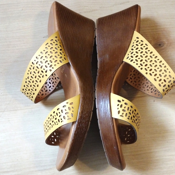 Italian shoemakers laser cut wedge - Picture 4 of 8